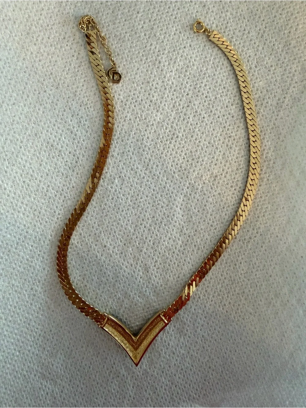 Dior sleek necklace